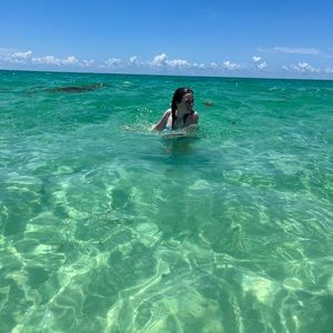 Meet your Posher, Mv